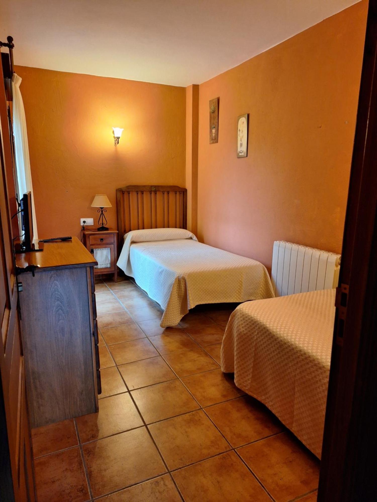 Hotel Rural Valle Del Tuejar Taranilla Екстериор снимка